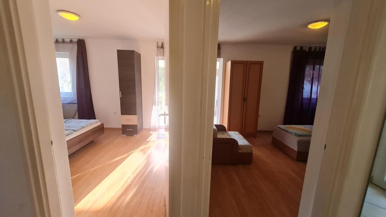 Yellow Sun 2 Apartman Leilighet Siófok Eksteriør bilde