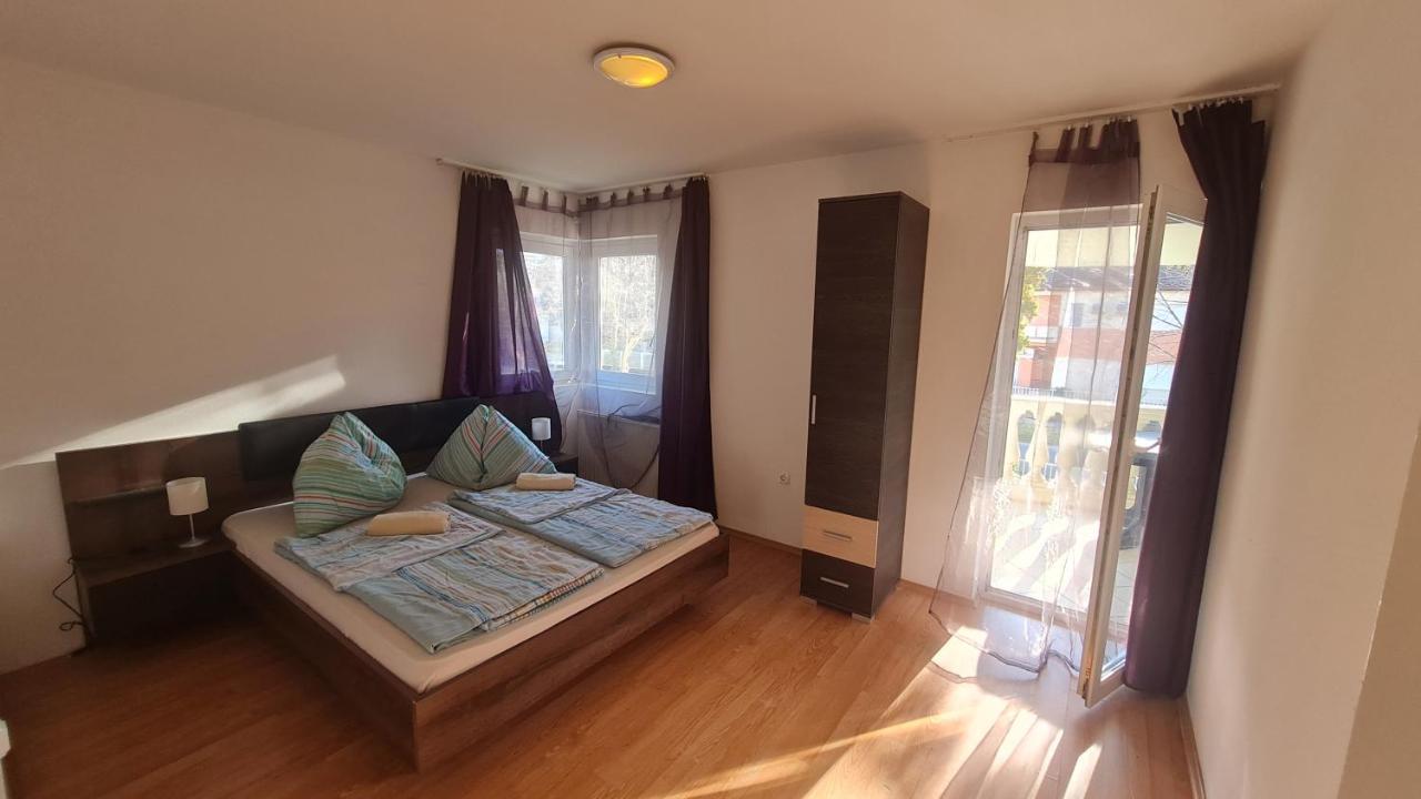Yellow Sun 2 Apartman Leilighet Siófok Eksteriør bilde